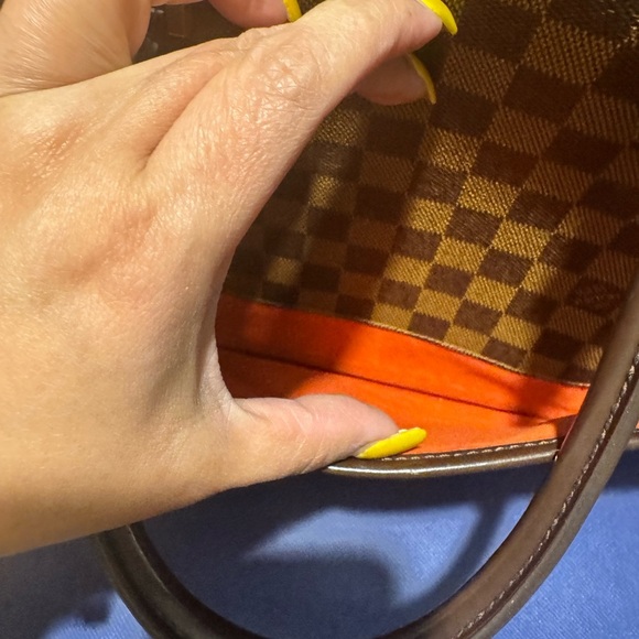 LV Sarria Damier Ebene Brown Checkered Handbag - Picture 10 of 11